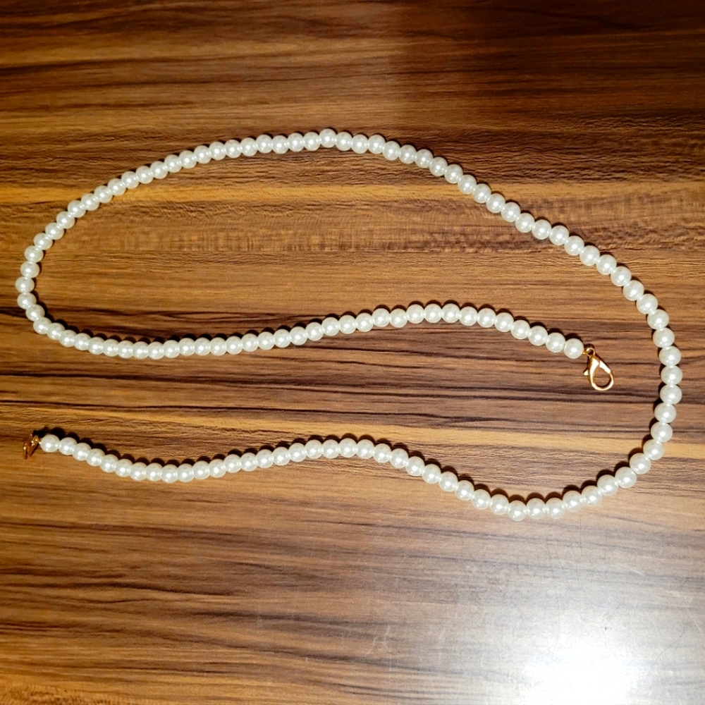 Pearl chain purse strap
